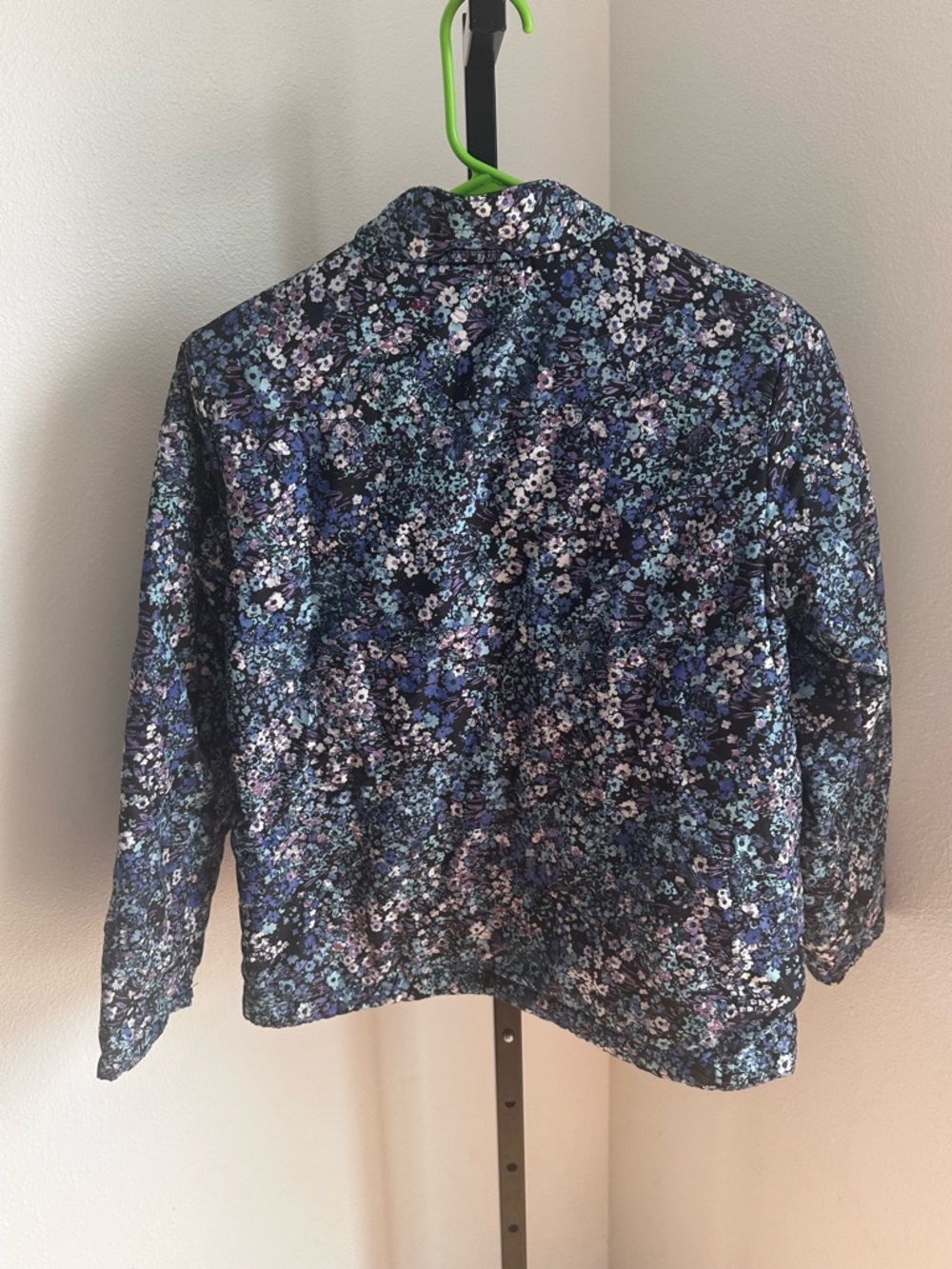 Floral Quilted Zip-Up Jacket in Navy & Blue 14/16 - Picture 4 of 5